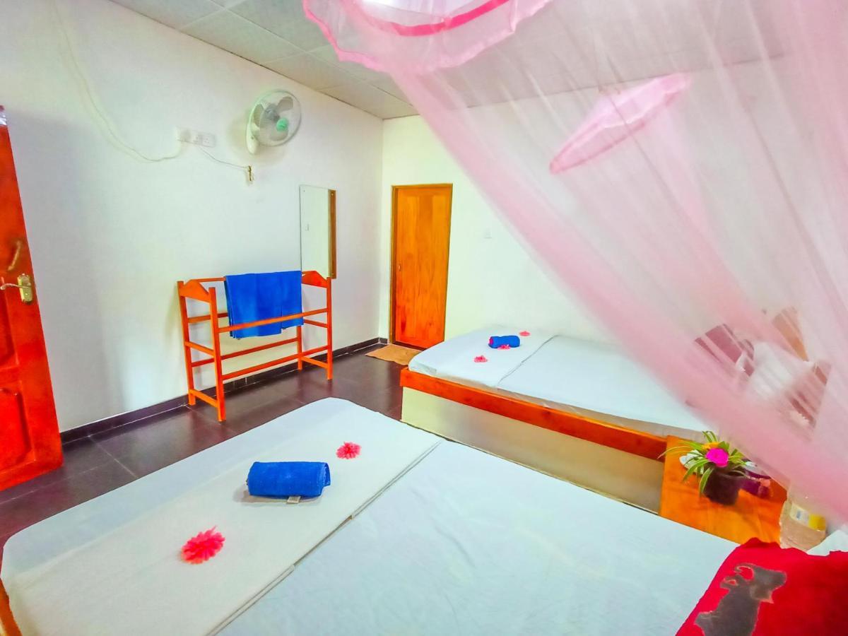 Sun Flower Homestay Sigiriya Dış mekan fotoğraf