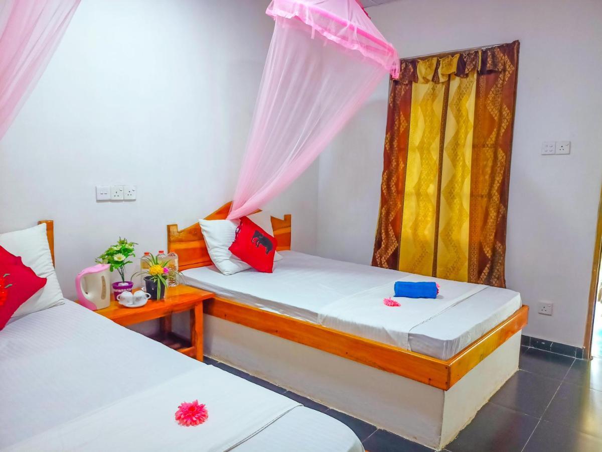 Sun Flower Homestay Sigiriya Dış mekan fotoğraf