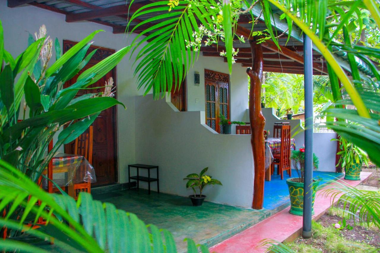 Sun Flower Homestay Sigiriya Dış mekan fotoğraf