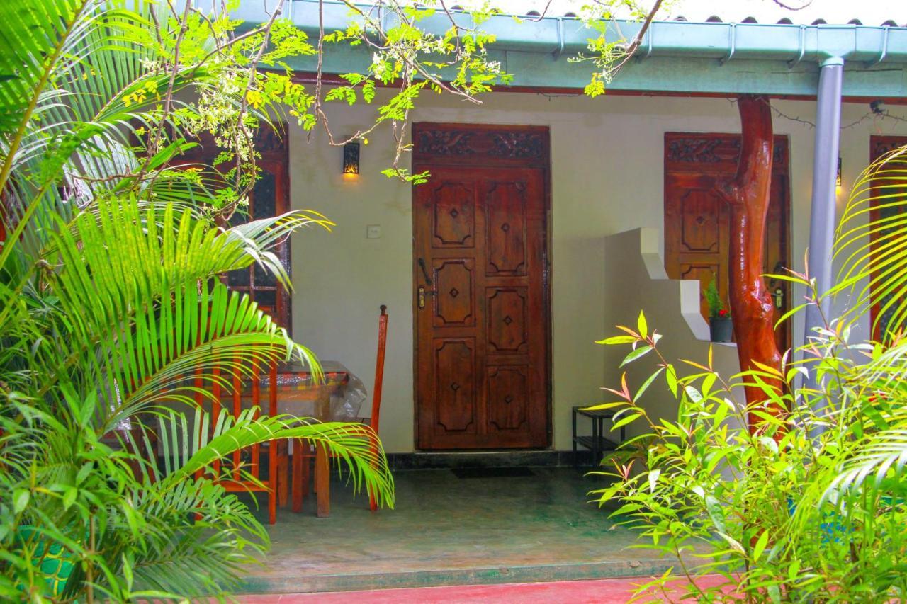 Sun Flower Homestay Sigiriya Dış mekan fotoğraf