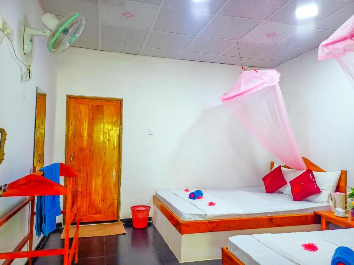 Sun Flower Homestay Sigiriya Dış mekan fotoğraf