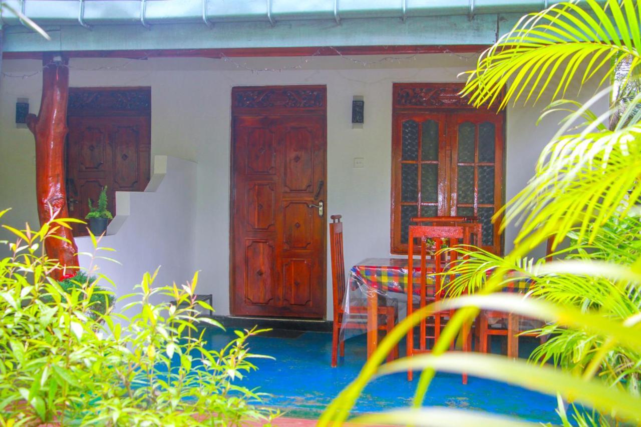 Sun Flower Homestay Sigiriya Dış mekan fotoğraf