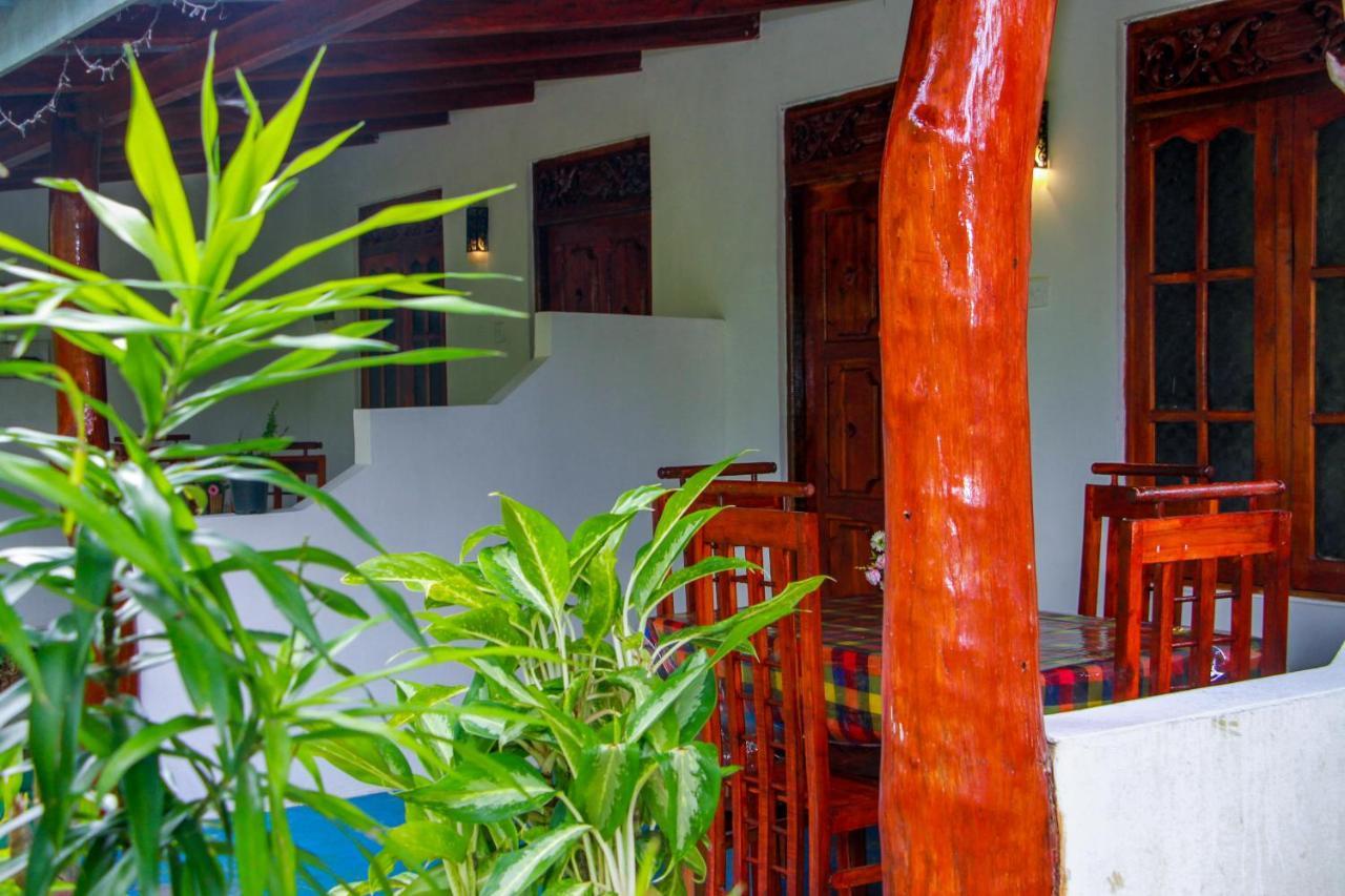 Sun Flower Homestay Sigiriya Dış mekan fotoğraf