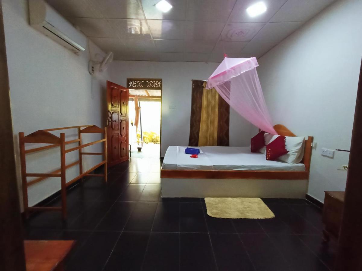Sun Flower Homestay Sigiriya Dış mekan fotoğraf