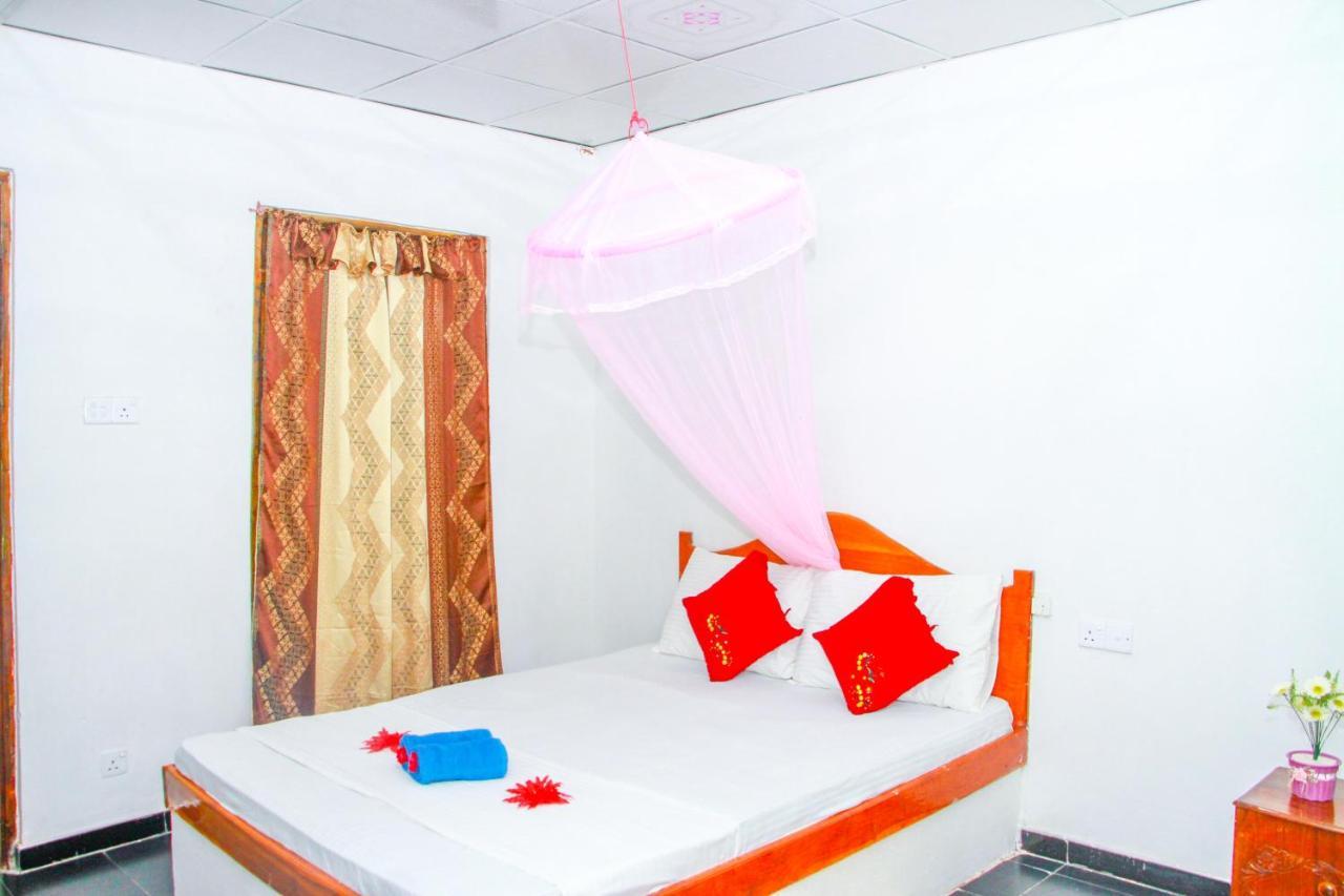 Sun Flower Homestay Sigiriya Dış mekan fotoğraf
