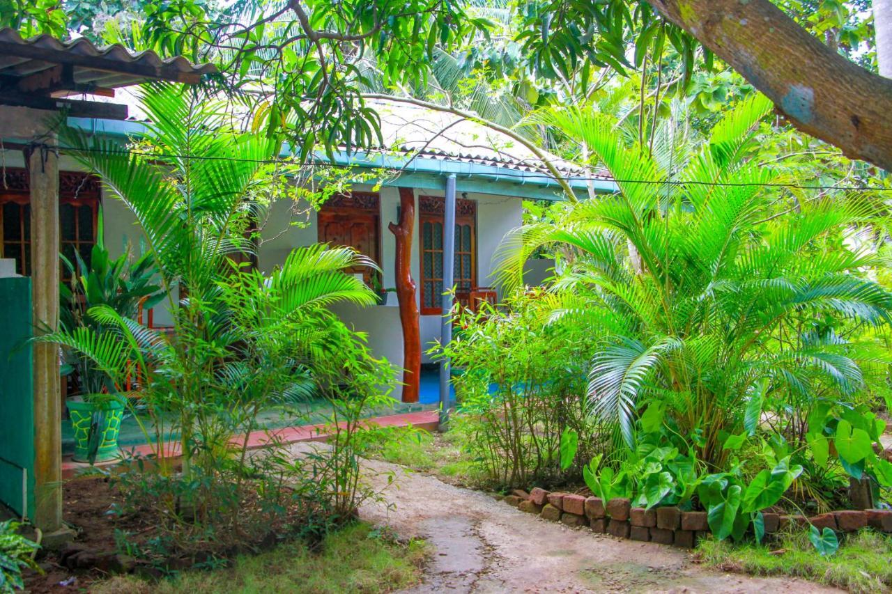 Sun Flower Homestay Sigiriya Dış mekan fotoğraf